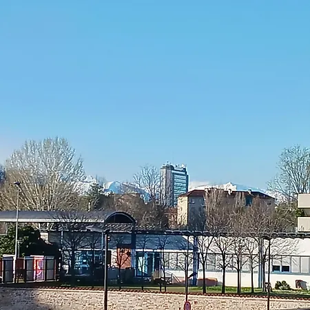 Ideale Per Eventi Al Inalpi Arena Ex Isozaky Ed Al Lingotto E Per Visitare Il Centro Citta E Le Langhe Appartamento *