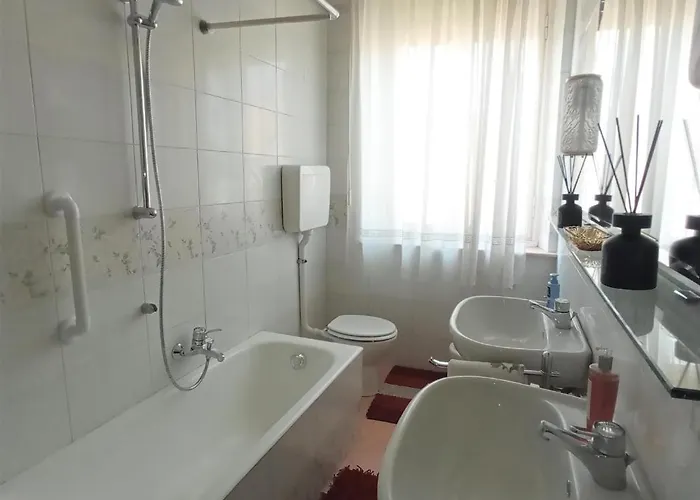 Apartamento Ideale Per Eventi Al Inalpi Arena Ex Isozaky Ed Al Lingotto E Per Visitare Il Centro Citta E Le Langhe