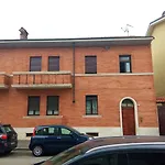 Ideale Per Eventi Al Inalpi Arena Ex Isozaky Ed Al Lingotto E Per Visitare Il Centro Citta E Le Langhe Appartement Turijn